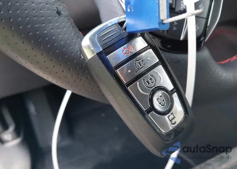 2025 Ford Explorer St-Line from USA, damaged, VIN 1FMUK7KH6SGA08889